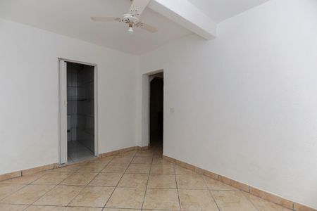 Casa à venda com 296m², 5 quartos e 3 vagasCasa 2 - Suíte