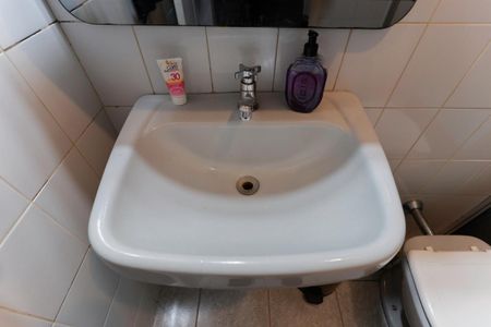 Casa à venda com 296m², 5 quartos e 3 vagasCasa 1 - Banheiro