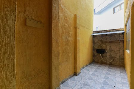 Casa à venda com 296m², 5 quartos e 3 vagasCasa 2 - Área de serviço