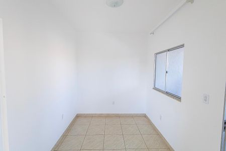 Sala de casa para alugar com 1 quarto, 46m² em Jardim Florencia (venda Nova), Belo Horizonte