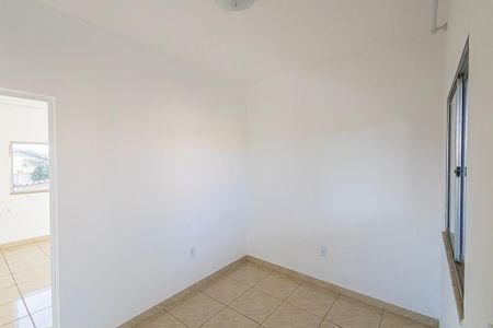 Sala de casa para alugar com 1 quarto, 46m² em Jardim Florencia (venda Nova), Belo Horizonte