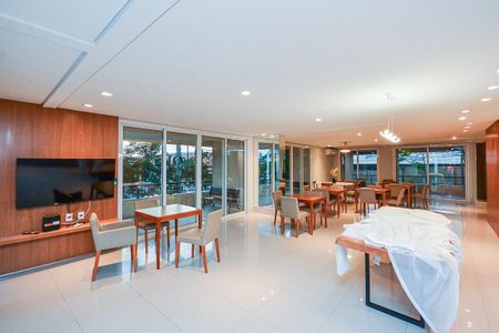 Apartamento para alugar com 170m², 5 quartos e 2 vagasÁrea comum - Salão de festas