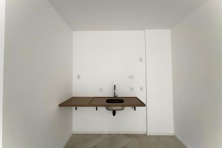 Apartamento para alugar com 31m², 1 quarto e sem vaga