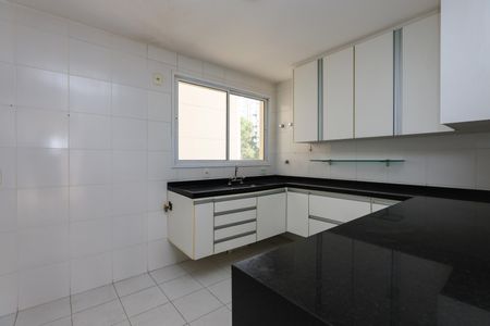 Apartamento à venda com 128m², 3 quartos e 2 vagasCozinha