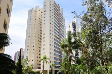 Apartamento à venda com 128m², 3 quartos e 2 vagasFachada