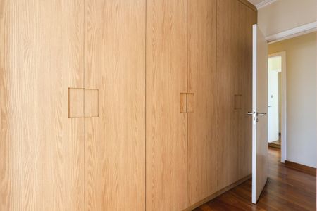 Apartamento à venda com 128m², 3 quartos e 2 vagasSuíte