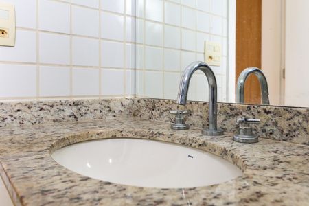 Apartamento à venda com 128m², 3 quartos e 2 vagasBanheiro da Suíte