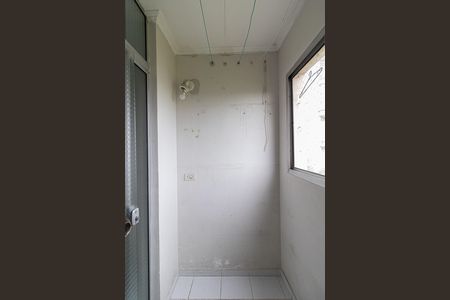 Apartamento à venda com 44m², 2 quartos e 1 vaga Apartamento à venda com 44m², 2 quartos e 1 vagaÁrea de Serviço
