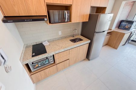 Cozinha de kitnet/studio para alugar com 1 quarto, 32m² em Vila Dom Pedro I, São Paulo