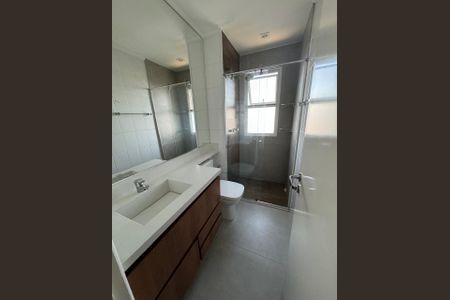 Banheiro de apartamento à venda com 2 quartos, 94m² em Alphaville, Santana de Parnaíba
