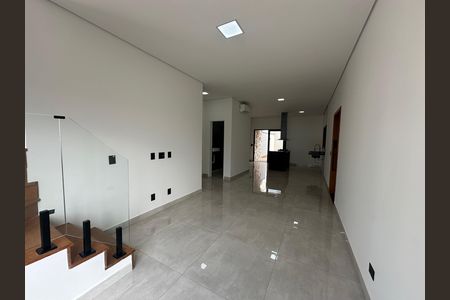 Sala de casa de condomínio à venda com 3 quartos, 171m² em Alphaville, Santana de Parnaíba