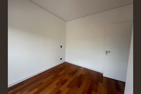 Casa de condomínio à venda com 171m², 3 quartos e 2 vagasQuarto 2