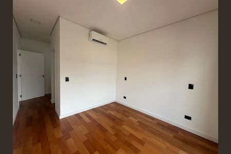 Casa de condomínio à venda com 171m², 3 quartos e 2 vagasSuíte