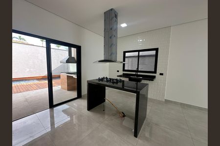 Casa de condomínio à venda com 171m², 3 quartos e 2 vagasCozinha