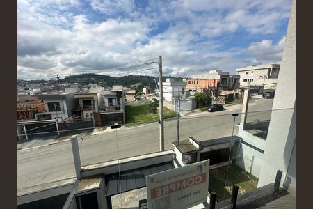 Casa de condomínio à venda com 171m², 3 quartos e 2 vagasVaranda