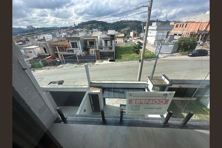 Casa de condomínio à venda com 171m², 3 quartos e 2 vagasVaranda