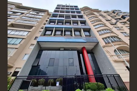 Apartamento para alugar com 110m², 2 quartos e 1 vaga Apartamento para alugar com 110m², 2 quartos e 1 vagaFachada