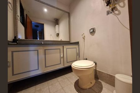 Apartamento para alugar com 110m², 2 quartos e 1 vaga Apartamento para alugar com 110m², 2 quartos e 1 vagaBanheiro 2