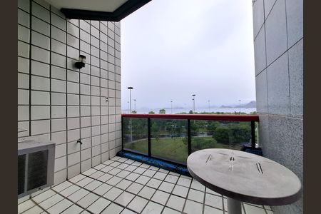 Apartamento para alugar com 110m², 2 quartos e 1 vaga Apartamento para alugar com 110m², 2 quartos e 1 vagaVaranda