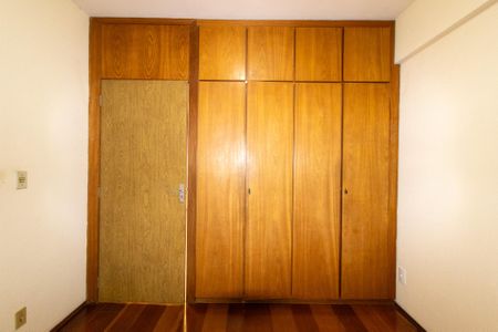 Apartamento à venda com 48m², 1 quarto e sem vagaQuarto