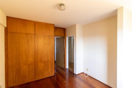 Quarto de apartamento à venda com 1 quarto, 48m² em Vila Lidia, Campinas