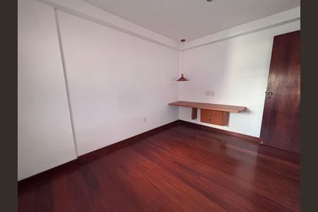 Apartamento à venda com 102m², 2 quartos e 2 vagas Apartamento à venda com 102m², 2 quartos e 2 vagasQuarto 1