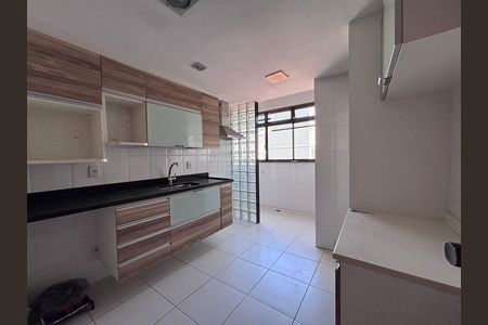 Apartamento à venda com 102m², 2 quartos e 2 vagas Apartamento à venda com 102m², 2 quartos e 2 vagasCozinha
