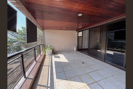 Varanda de apartamento para alugar com 2 quartos, 102m² em Recreio dos Bandeirantes, Rio de Janeiro