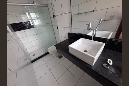 Apartamento à venda com 102m², 2 quartos e 2 vagas Apartamento à venda com 102m², 2 quartos e 2 vagasBanheiro do Quarto 2