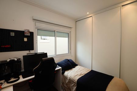 Casa de condomínio à venda com 235m², 4 quartos e 3 vagas Casa de condomínio à venda com 235m², 4 quartos e 3 vagasQuarto 2