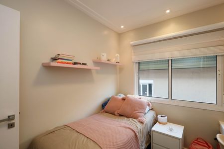 Casa de condomínio à venda com 235m², 4 quartos e 3 vagas Casa de condomínio à venda com 235m², 4 quartos e 3 vagasQuarto 1