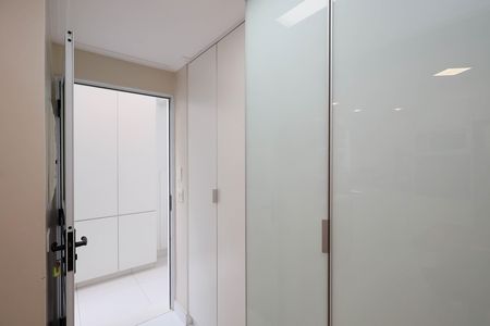 Casa de condomínio à venda com 235m², 4 quartos e 3 vagas Casa de condomínio à venda com 235m², 4 quartos e 3 vagasCozinha