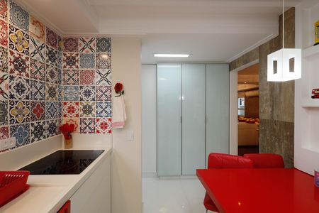 Casa de condomínio à venda com 235m², 4 quartos e 3 vagas Casa de condomínio à venda com 235m², 4 quartos e 3 vagasCozinha