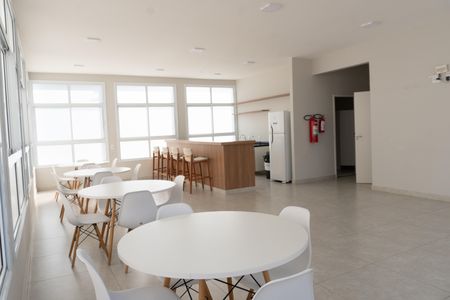 Apartamento para alugar com 34m², 2 quartos e 1 vaga Apartamento para alugar com 34m², 2 quartos e 1 vagaSalão de Festas