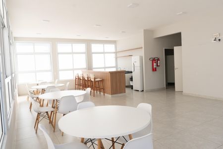 Apartamento para alugar com 34m², 2 quartos e 1 vaga Apartamento para alugar com 34m², 2 quartos e 1 vagaSalão de Festas