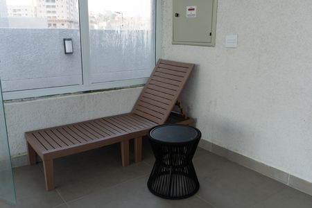 Apartamento para alugar com 34m², 2 quartos e 1 vaga Apartamento para alugar com 34m², 2 quartos e 1 vagaÁrea comum - Piscina