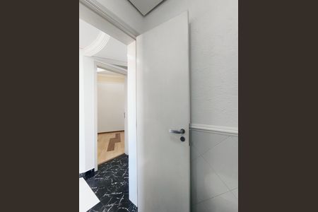 Apartamento para alugar com 140m², 4 quartos e 2 vagas Apartamento para alugar com 140m², 4 quartos e 2 vagasLavabo