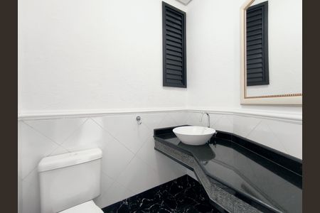 Apartamento para alugar com 140m², 4 quartos e 2 vagas Apartamento para alugar com 140m², 4 quartos e 2 vagasLavabo