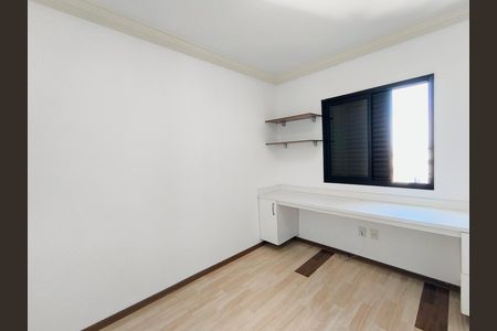 Apartamento para alugar com 140m², 4 quartos e 2 vagas Apartamento para alugar com 140m², 4 quartos e 2 vagasQuarto 4