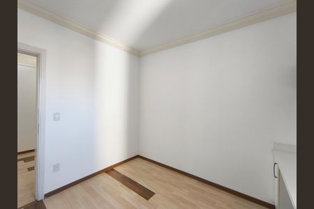 Apartamento para alugar com 140m², 4 quartos e 2 vagas Apartamento para alugar com 140m², 4 quartos e 2 vagasQuarto 4