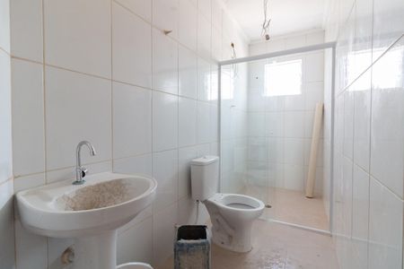 Casa à venda com 220m², 6 quartos e 2 vagasBanheiro - Casa 1