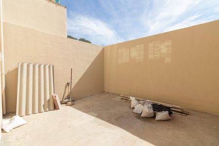 Casa à venda com 220m², 6 quartos e 2 vagasQuintal