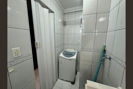 Banheiro de apartamento para alugar com 1 quarto, 29m² em Centro, São Vicente