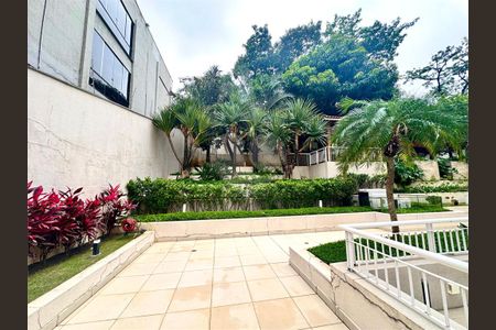 Apartamento à venda com 104m², 2 quartos e 2 vagas
