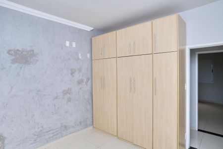 Casa para alugar com 360m², 4 quartos e 5 vagasSuíte 2