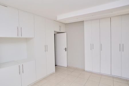 Casa para alugar com 360m², 4 quartos e 5 vagasSuíte