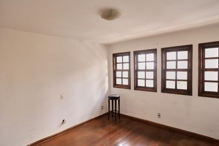 Casa para alugar com 360m², 4 quartos e 5 vagasSala 1