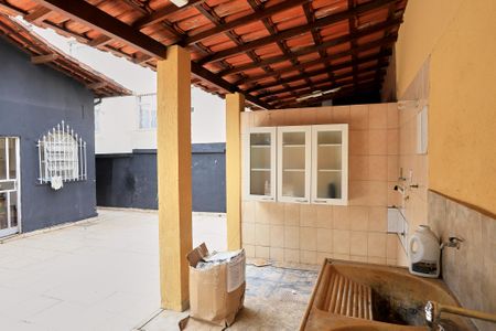 Casa para alugar com 360m², 4 quartos e 5 vagasÁrea de Serviço