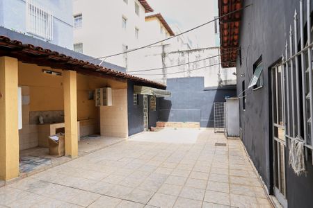 Casa para alugar com 360m², 4 quartos e 5 vagasÁrea externa