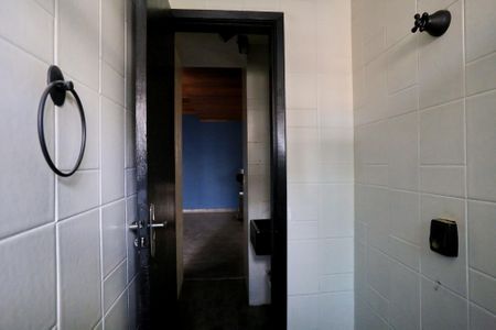 Casa para alugar com 360m², 4 quartos e 5 vagasBanheiro